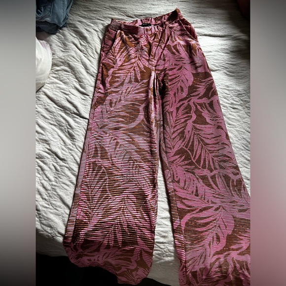 Forever 21, NWT, tropical, two piece, brown and pink set - Picture 7 of 7